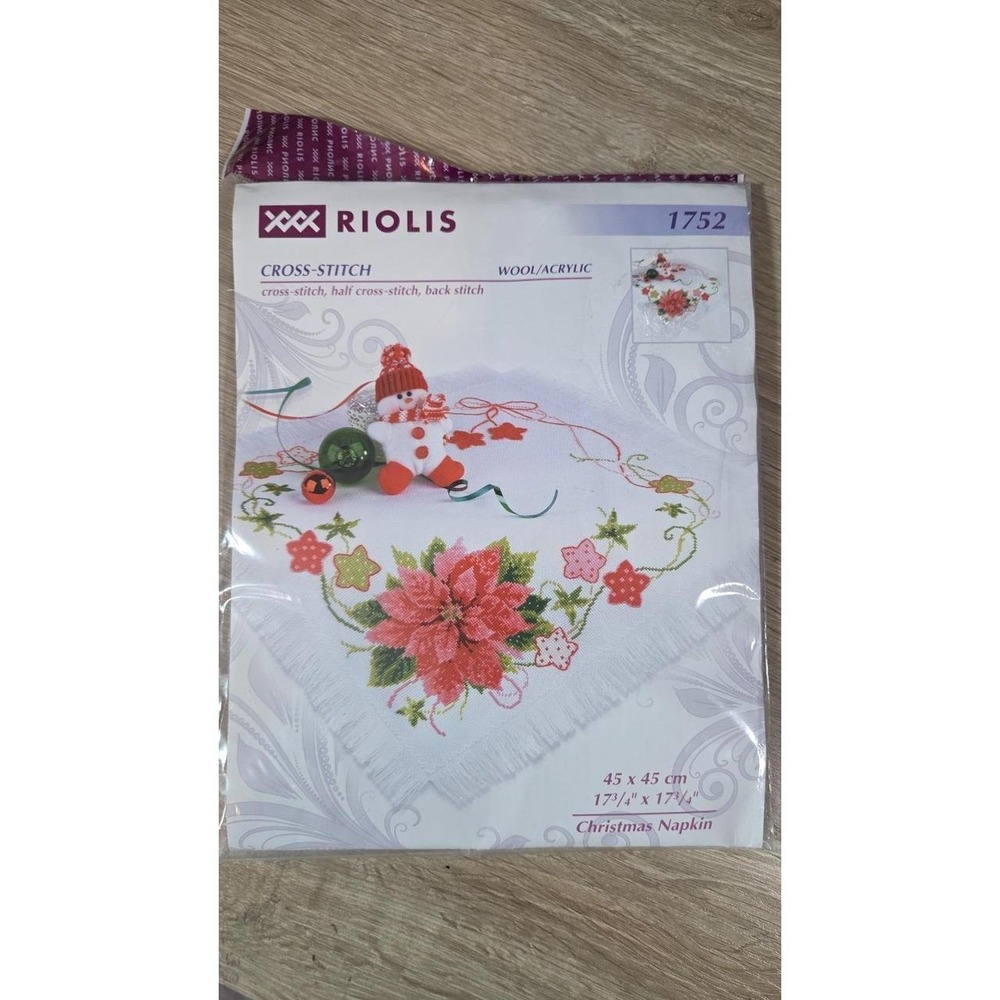 RIOLIS Christmas Napkin cross stitch kit